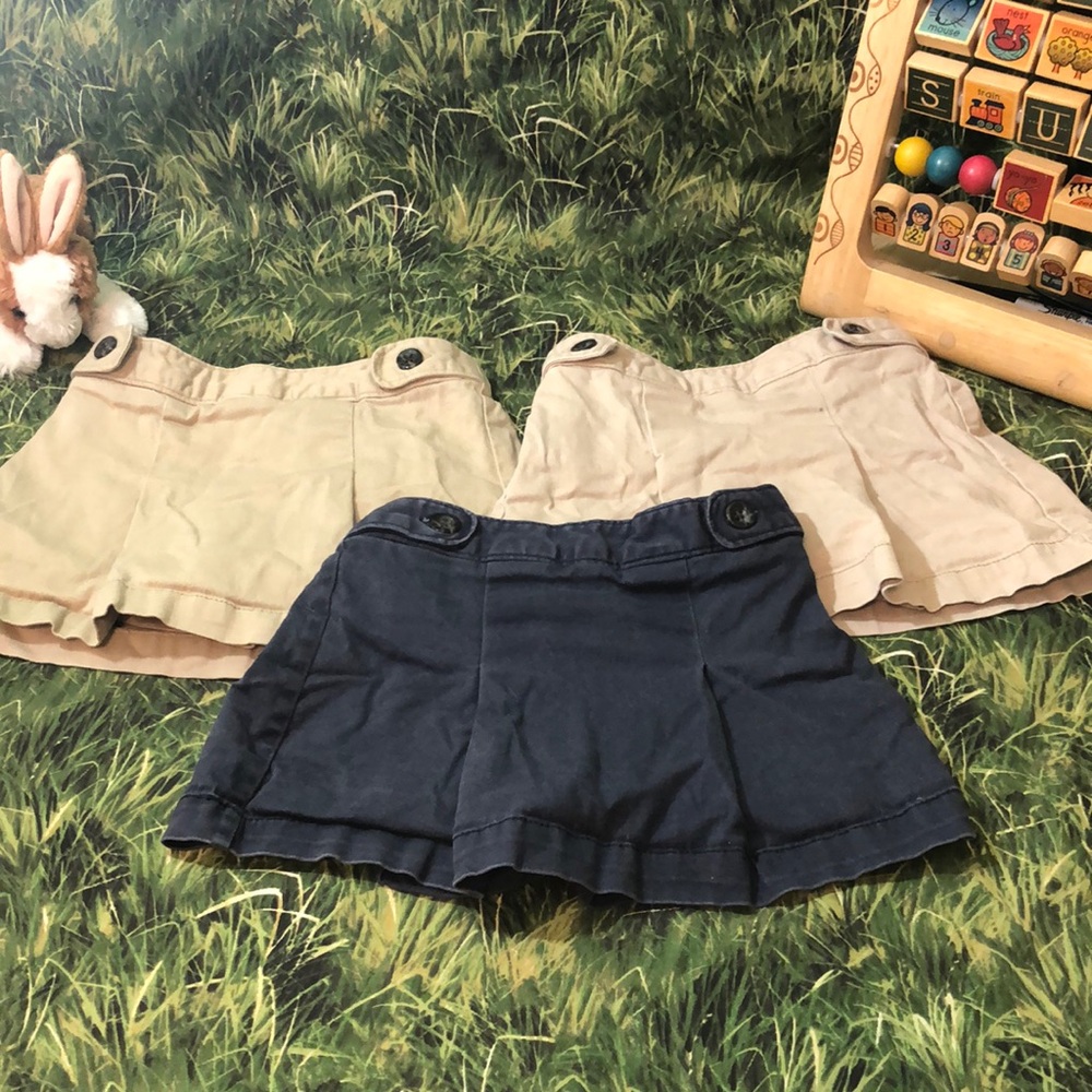 Bundle of girls school uniform Skorts size XS 5